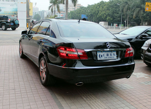 2011年2月 奔驰 E级 E300L 时尚型 价格:39.8万