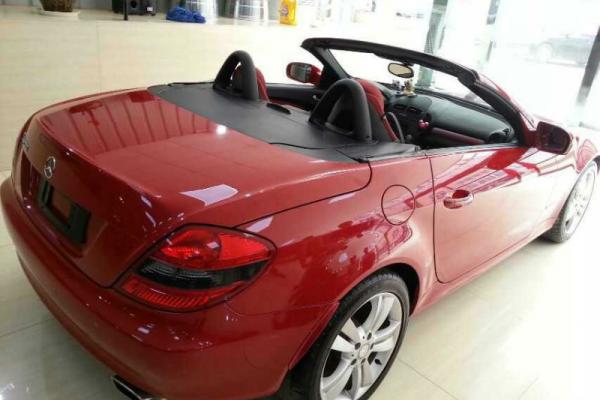 2010年10月 奔驰 slk级 slk200豪华运动型高清图片