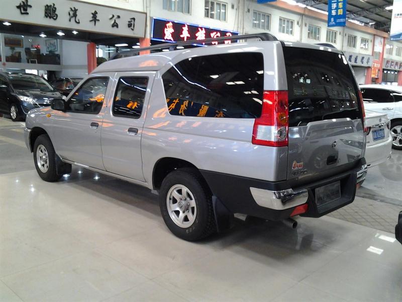 【广州】2012年4月 日产 zn6493多功能商务车 尼桑 灰色 手动挡