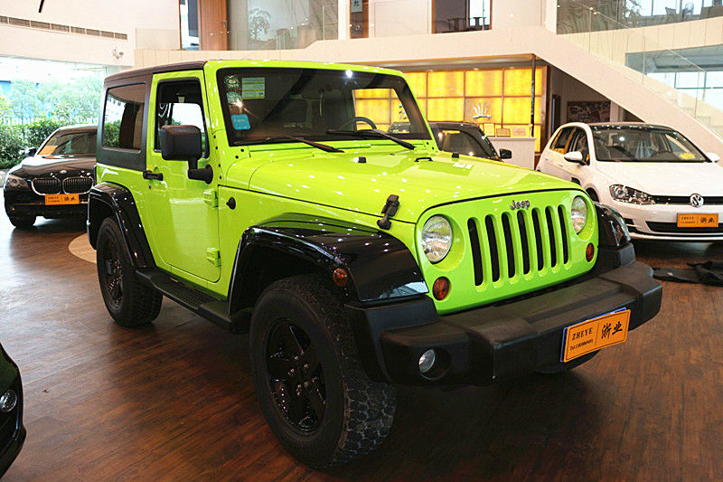 【温州】2011年3月 jeep 牧马人 3.8 两门 sahara 绿色 自动档