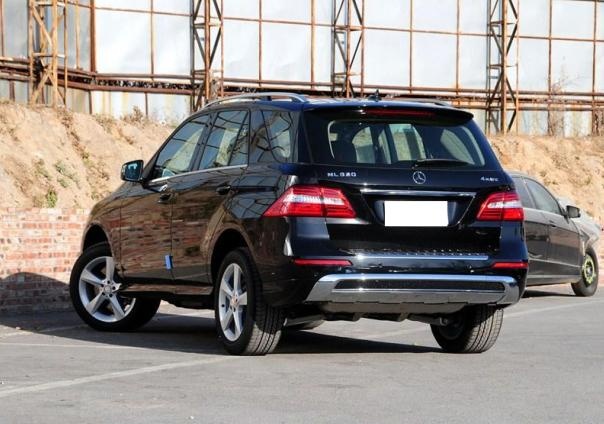 【北京】2014年5月 奔驰 ml级越野车 ml320 4matic 黑色 自动档