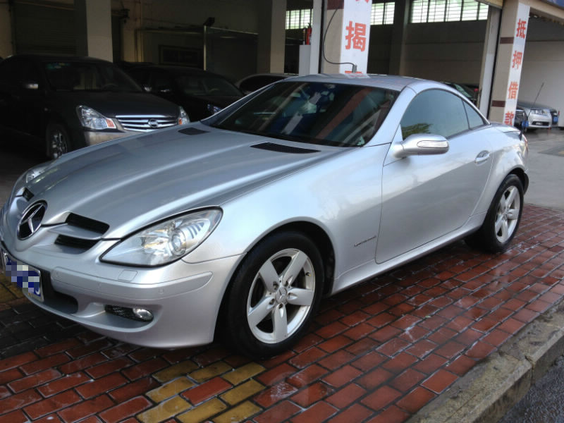 【泉州】2007年3月 奔驰 slk级 slk200 k 1.8t 灰色 自动档