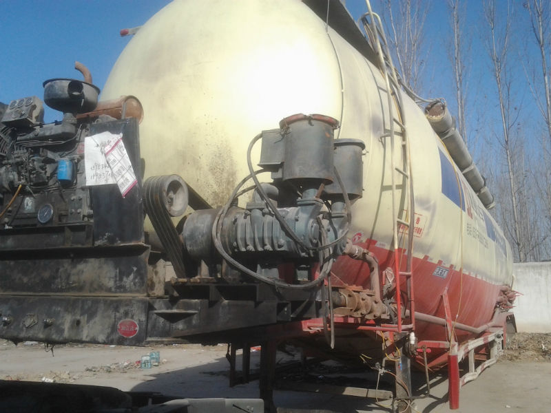 二手二手山东通亚散装水泥罐车图片