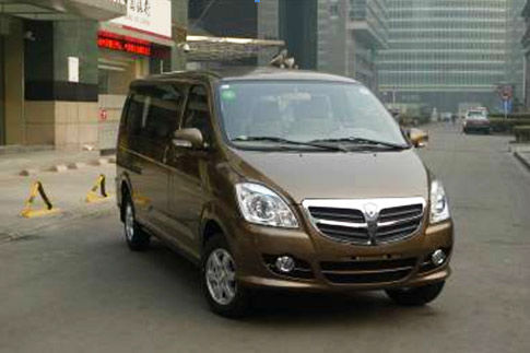 【徐州】2012年3月 福田 蒙派克 2.4l-x240 g商务舱豪华版4g64 面议
