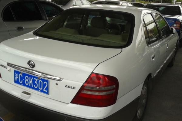 【上海】2004年9月 日产 蓝鸟 04款 2.0i iii gla 尊贵型 3.8万