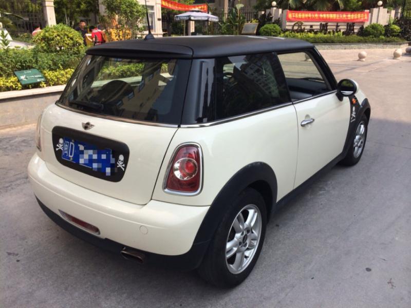 【厦门】2012年6月 mini 宝马mini one 灰色 自动档