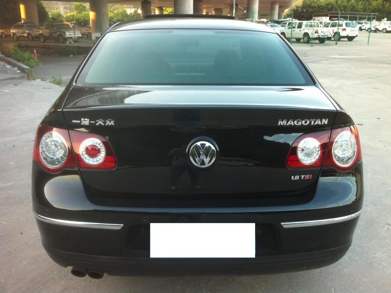 【深圳】2010年12月 大众 迈腾 1.8tsi dsg豪华型 黑色 自动档