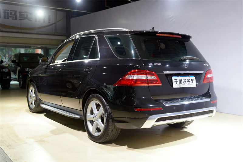 【广州】2014年1月 奔驰 m级 ml350 3.5 四驱动感型 黑色 手自一体