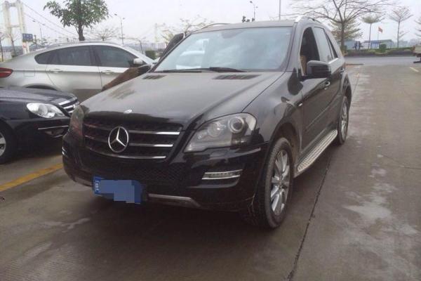 【厦门】2011年5月 奔驰 ml级越野车 ml350 4matic 豪华型版 黑色