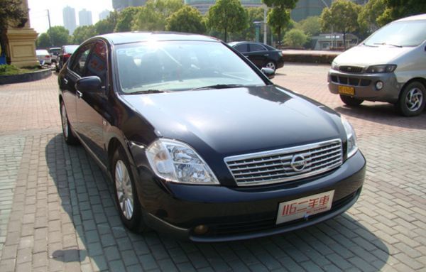 【黄石】2005年2月 日产 天籁 230 jm v6 黑色 自动档