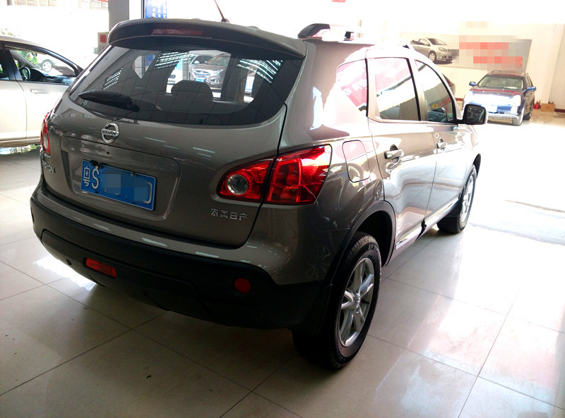 【广东】2014年7月 日产 逍客 2.0xl 火 6mt 2wd 手动挡