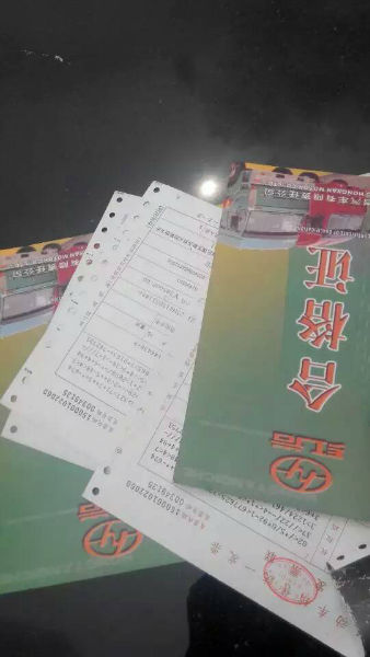 【大同】2011年10月 红岩金刚 黑色 手动挡