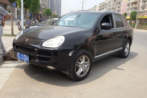 【郑州】2006年7月 保时捷 卡宴 cayenne s 豪华 黑色 手动挡