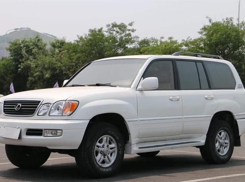 大连1999年2月雷克萨斯lx470白色自动档