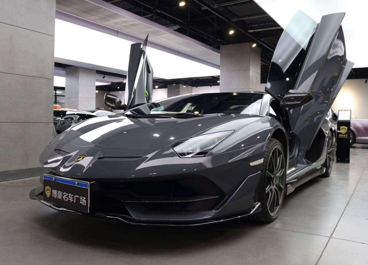 【上海】2019年6月 兰博基尼 aventador 2019款 aventador svj 灰色