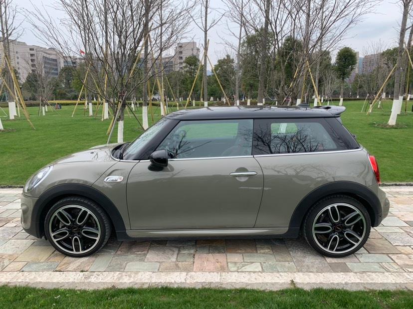 mini三门版落地价,三门版mini价格及图片 2019年3月mini mini 2020款 2.0t cooper s 经典派 三门绝色版