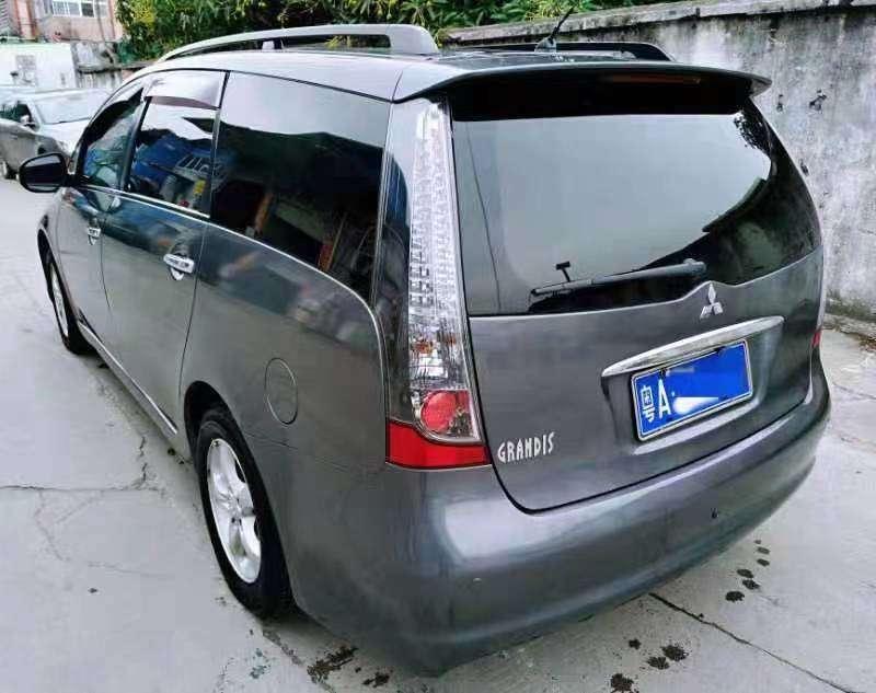 广东二手车 广州二手车报价 二手商务车 二手三菱 二手格蓝迪 详情