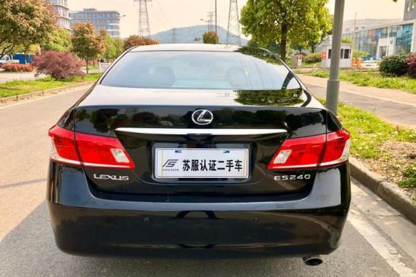 2010年6月雷克萨斯es2010款240典雅版