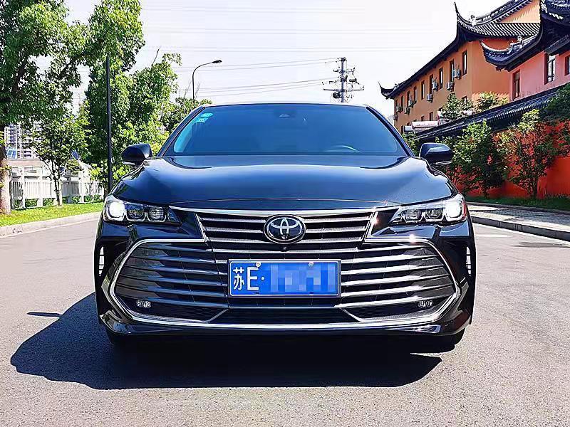 丰田 亚洲龙 2019款 2.0l xle尊享版图片