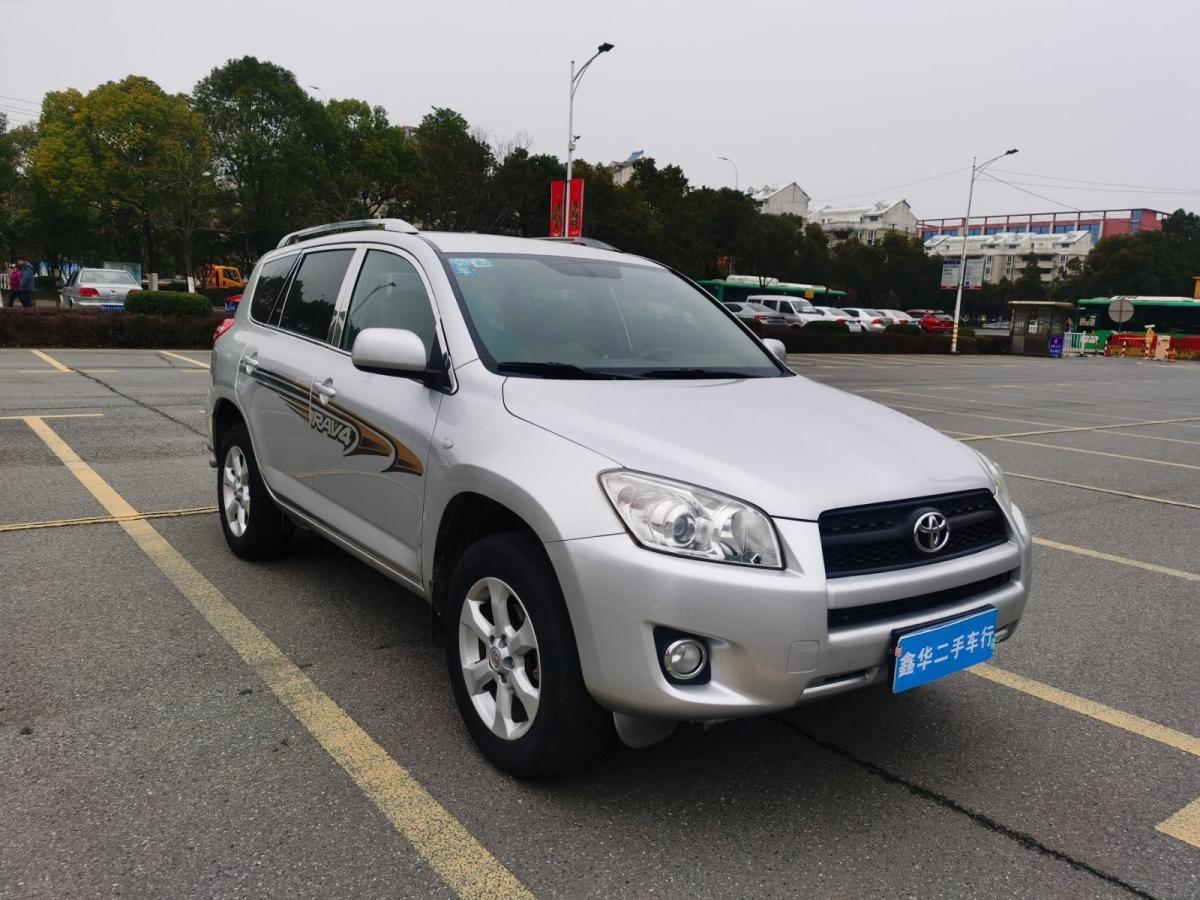 丰田 rav4荣放 2011款 2.0l 自动经典版图片