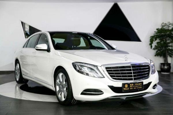 【贵阳】未上牌 奔驰 奔驰s级 2015款 s400l 4matic 3.0t 白色 自动档