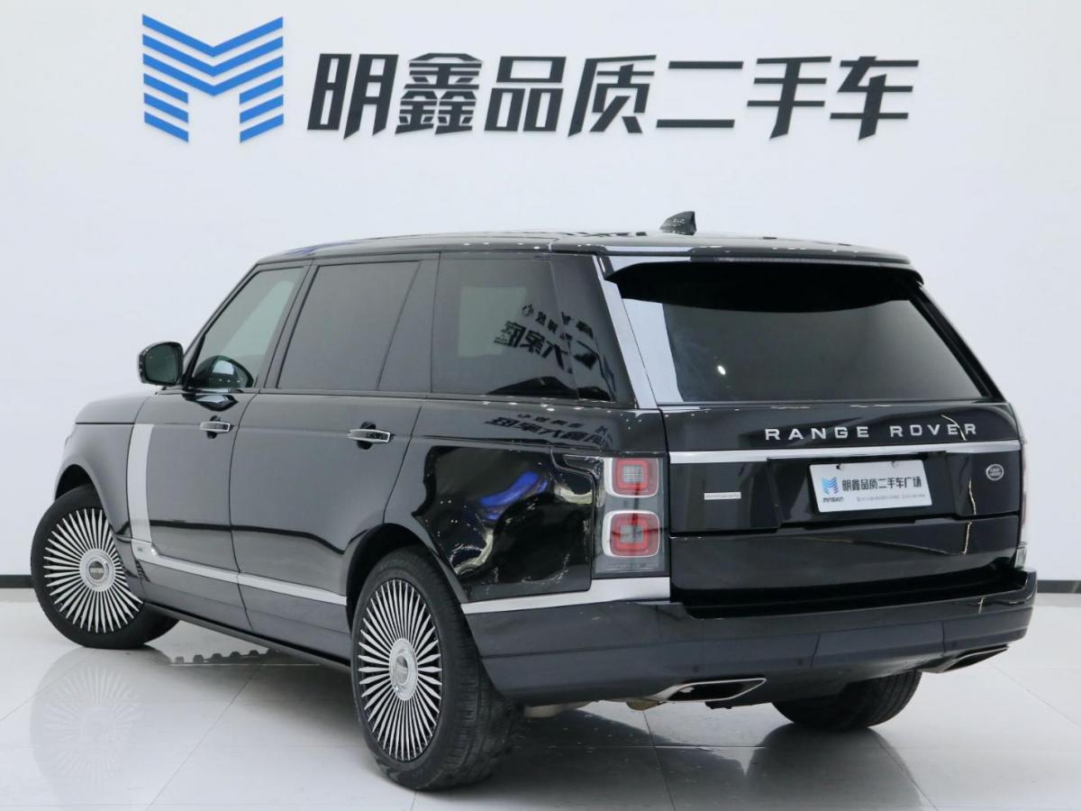 路虎 揽胜 2020款 3.0 l6 传世加长版图片