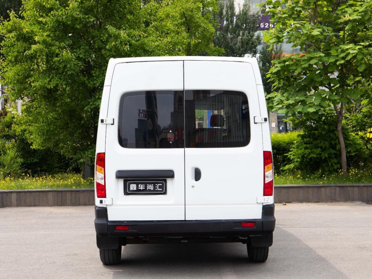 二手上汽大通 v80 2014款 2.5t 傲运通短轴低顶_图片_华夏二手车网