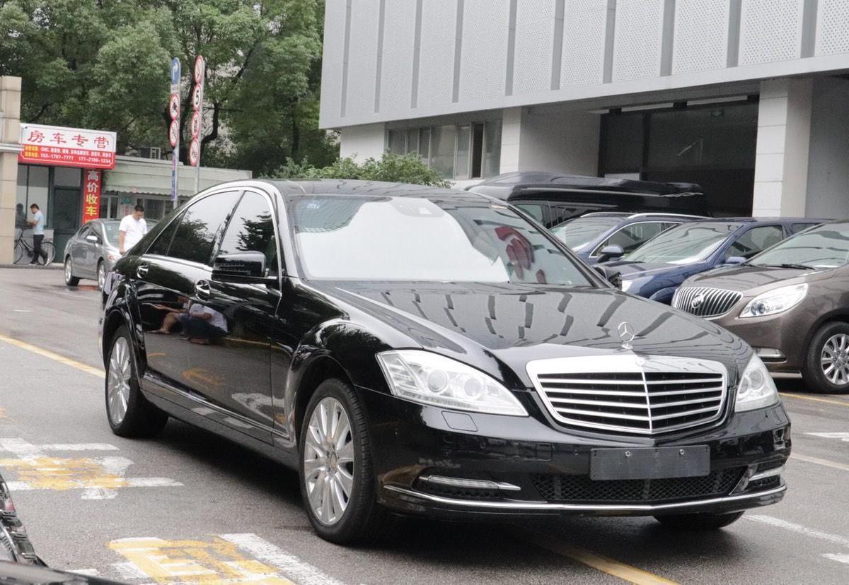 奔驰 奔驰s级 2010款 s 300 l 豪华型图片