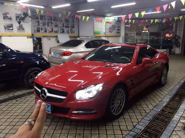 【广州】2014年6月 奔驰 sl级 sl350 3.5 时尚型 红色 手自一体