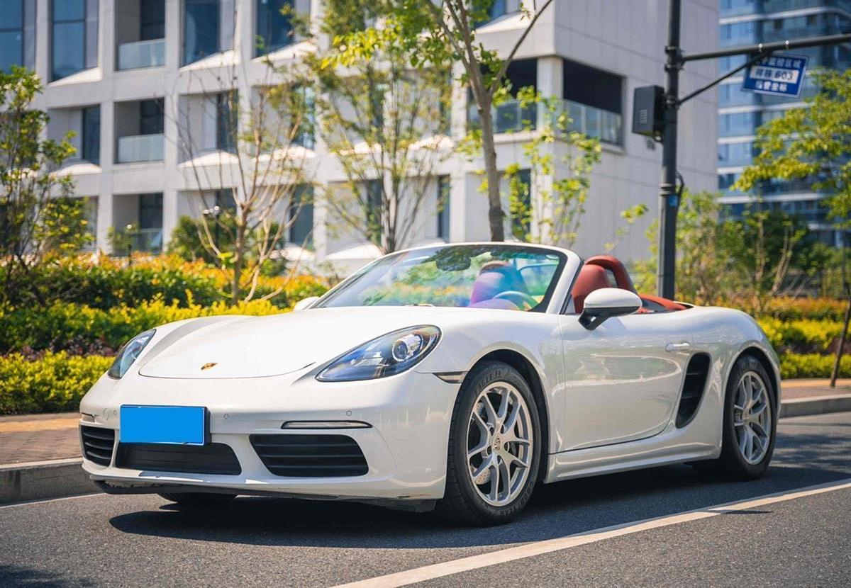 【杭州】2019年03月 保时捷 718 2020款 boxster 2.0t 白色 自动档