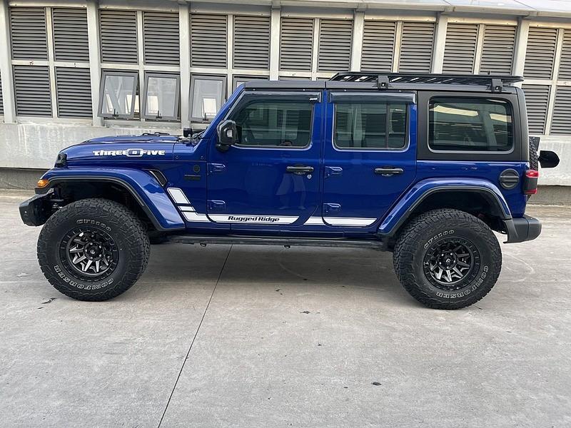 jeep 牧马人 2019款 2.0t sahara 四门炫顶版图片