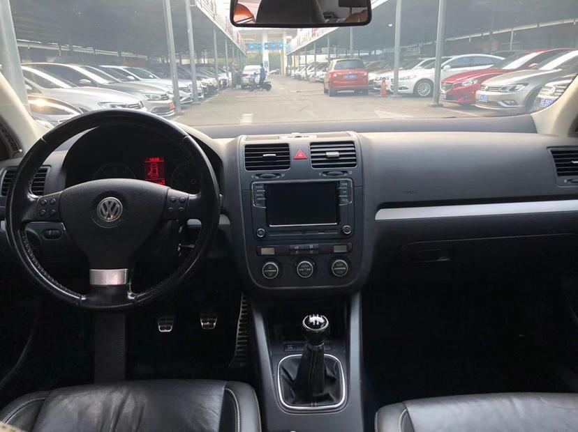 大众 速腾  2009款 1.8tsi 手动冠军版图片