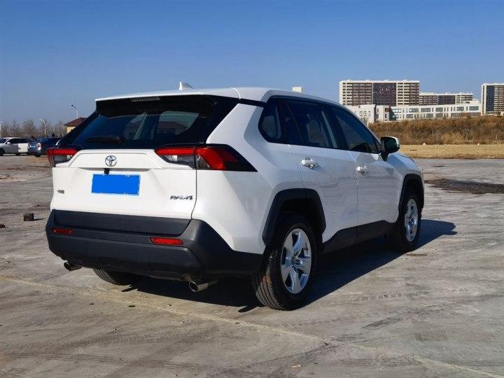 丰田 rav4荣放 2021款 2.0l cvt两驱都市版图片