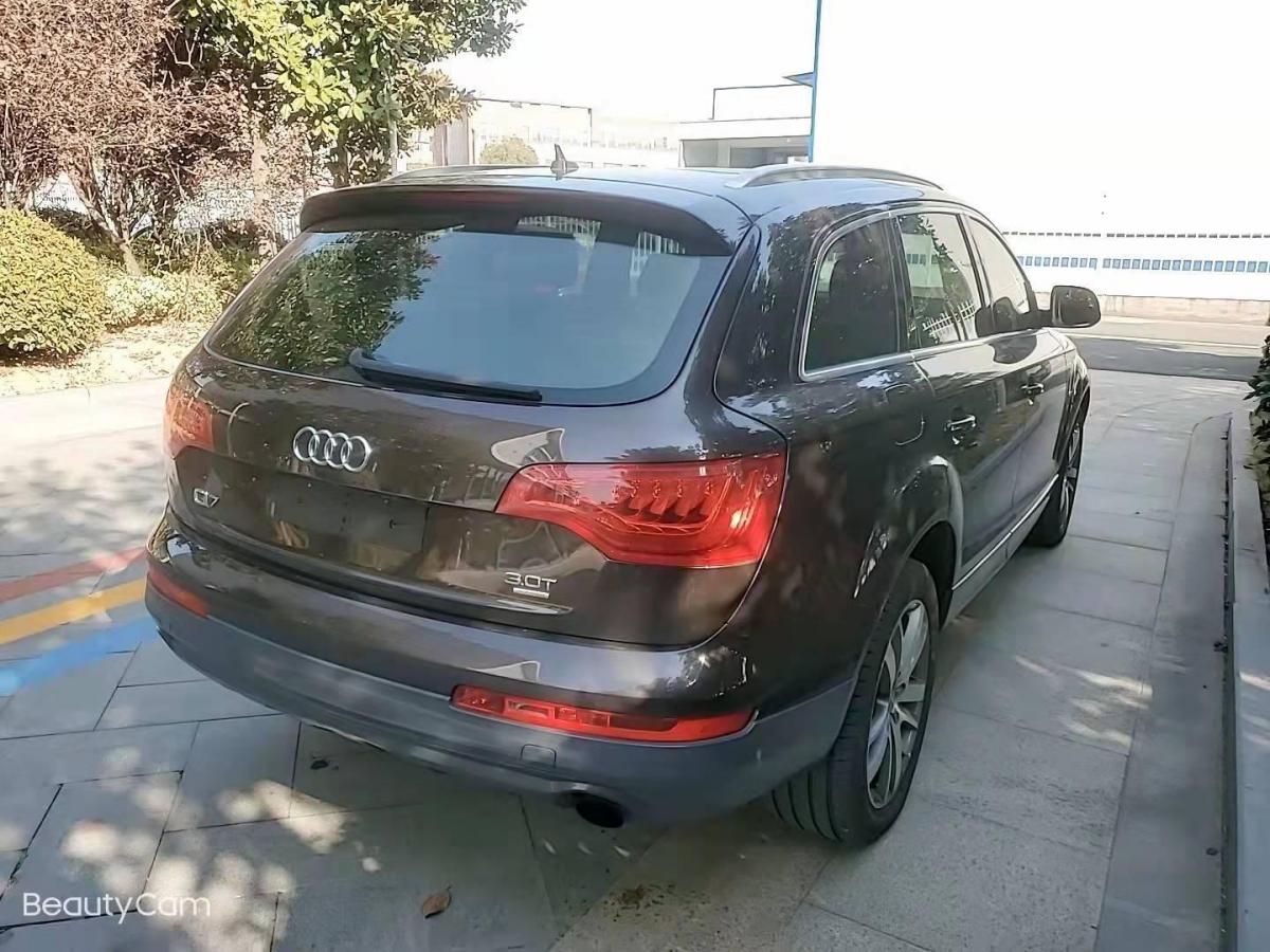 奥迪 奥迪q7  2010款 3.0 tdi quattro 领先型图片