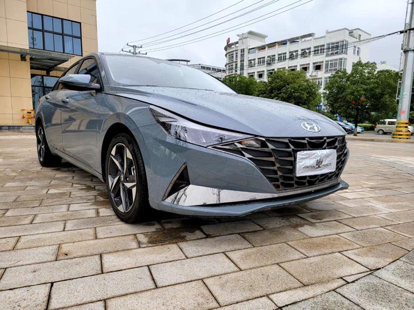 【温州】2020年12月 现代 伊兰特 2021款 1.5l lux尊贵版 灰色 自动档