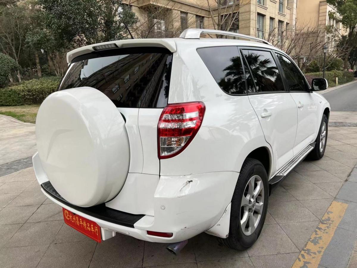 丰田 rav4荣放 2011款 2.0l 自动经典版图片