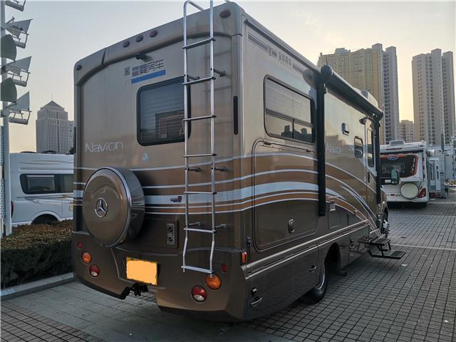 0t柴油 温尼贝格24j c型旅居房车_价格39.8万元_华夏二手车网