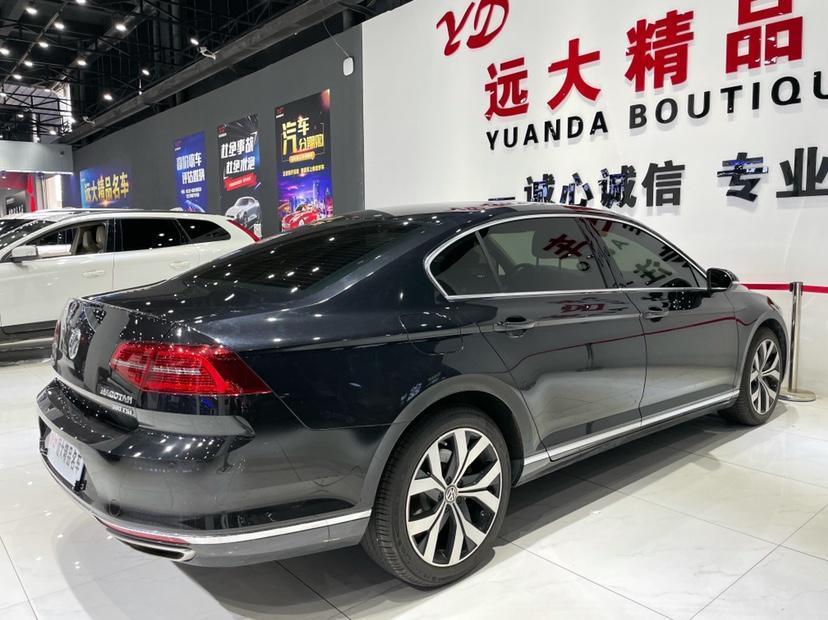 【青岛】2018年6月 大众 迈腾 2018款 改款 380tsi dsg 豪华型 自动档