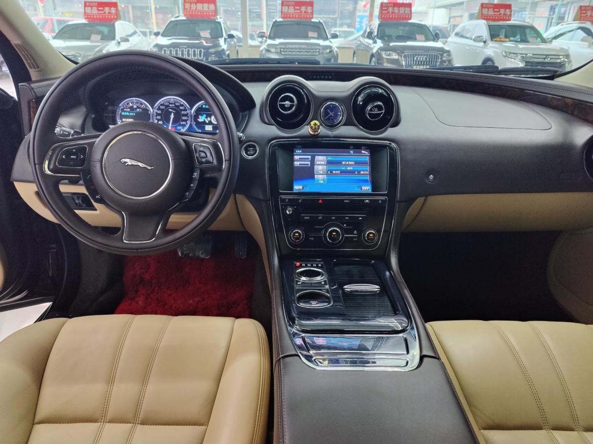 捷豹 xj 2012款 xjl 3.0 全景商务版图片