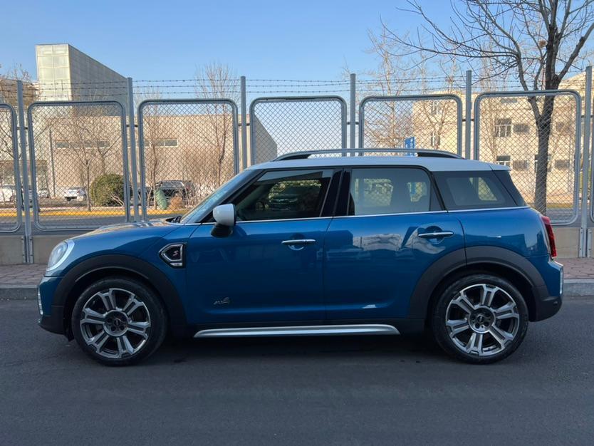mini countryman  2021款 2.0t cooper s all4 拉古纳蓝限量版图片