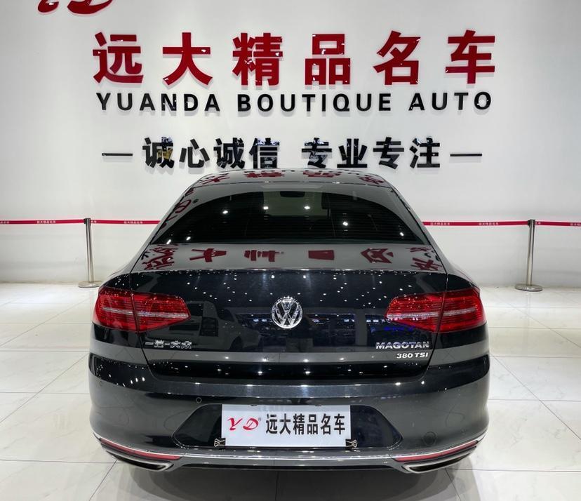 【青岛】2018年6月 大众 迈腾 2018款 改款 380tsi dsg 豪华型 自动档