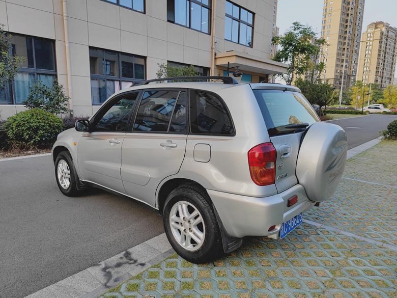 丰田rav4 2002款 2.0l 自动图片