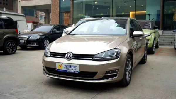【长春】2014年9月 大众 高尔夫 7 1.4tsi 旗舰型 香槟色 手自一体