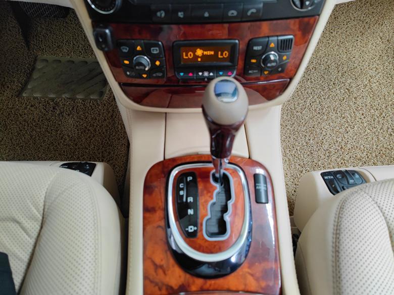 【温州】2004年5月 奔驰 奔驰s级 2004款 s600 5.5l 自动档