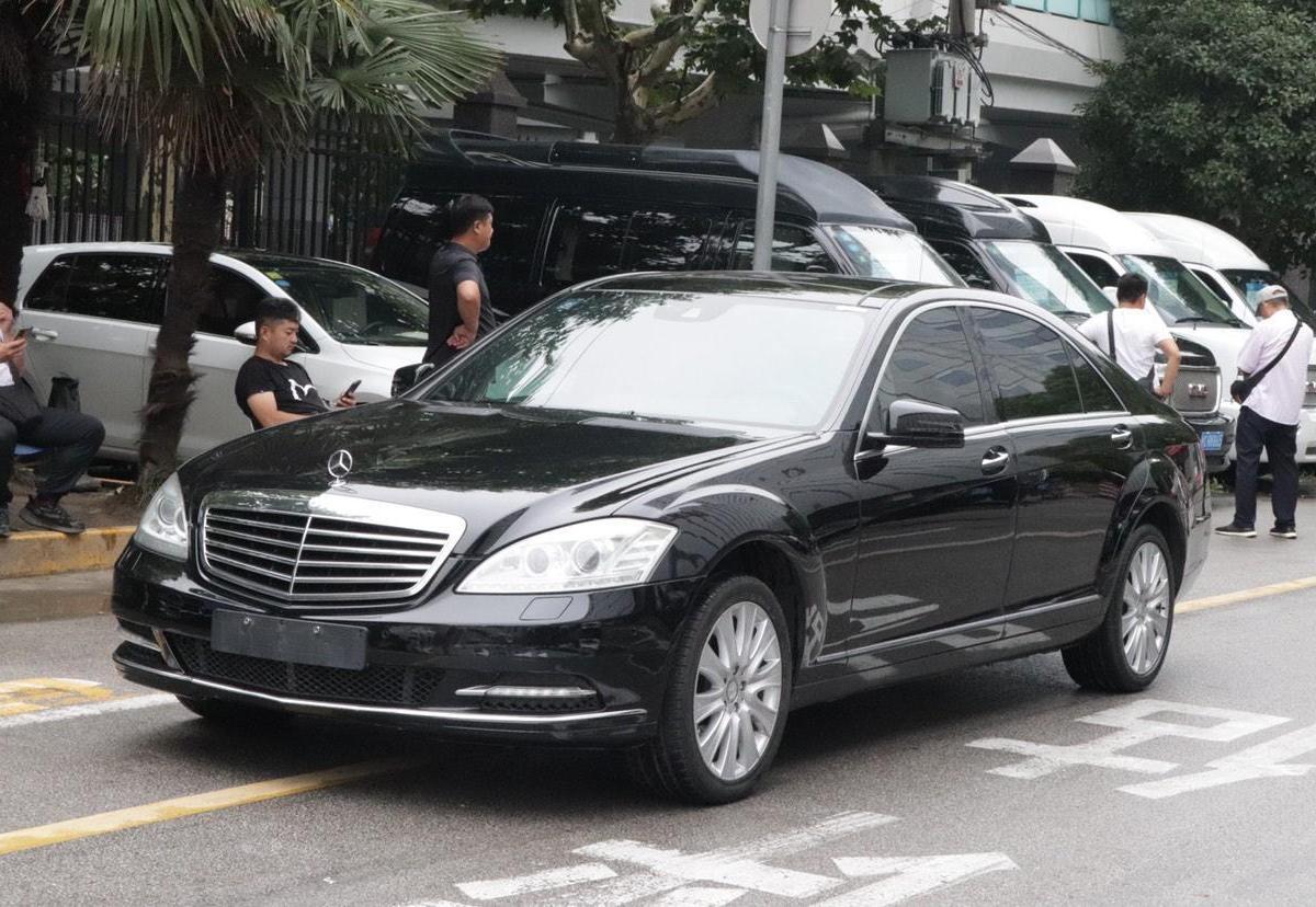 奔驰 奔驰s级 2010款 s 300 l 豪华型图片