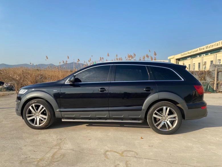 奥迪 奥迪q7  2015款 35 tdi 卓越版图片