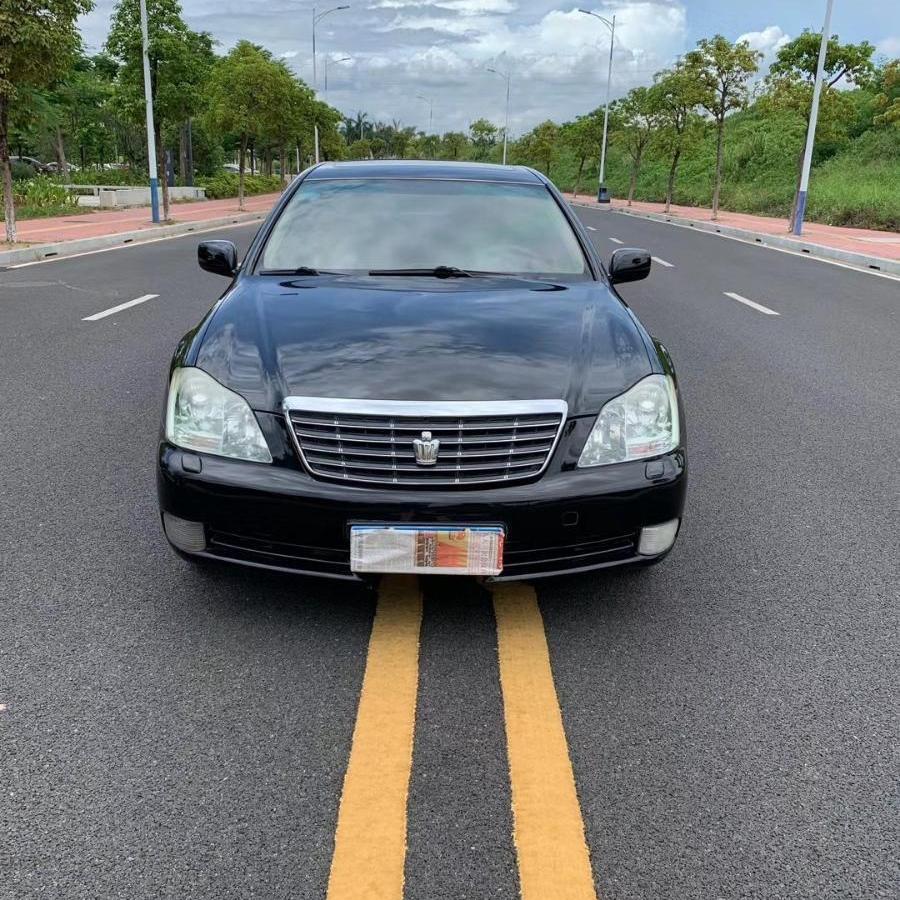 上海2009年1月丰田皇冠2009款30lroyalsaloon导航强化版黑色自动档