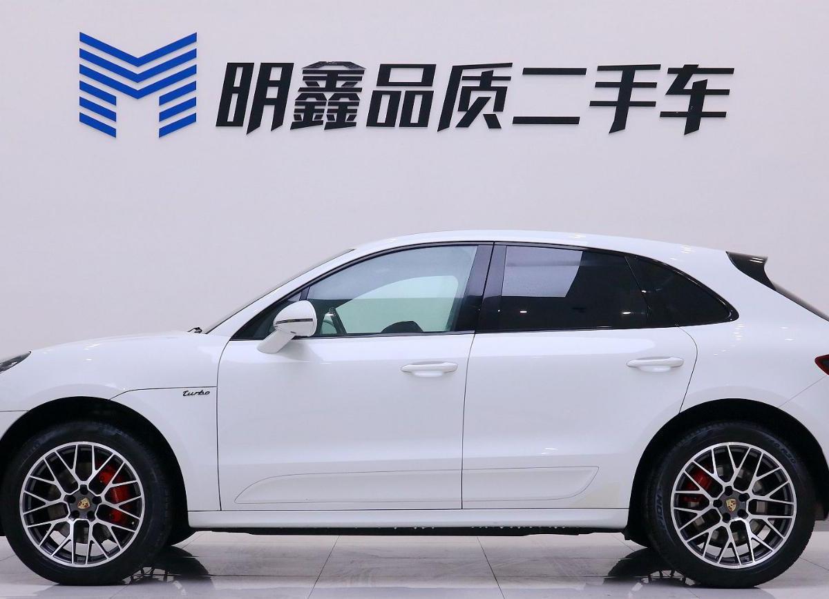 保时捷 macan 2017款 macan turbo 3.6t图片