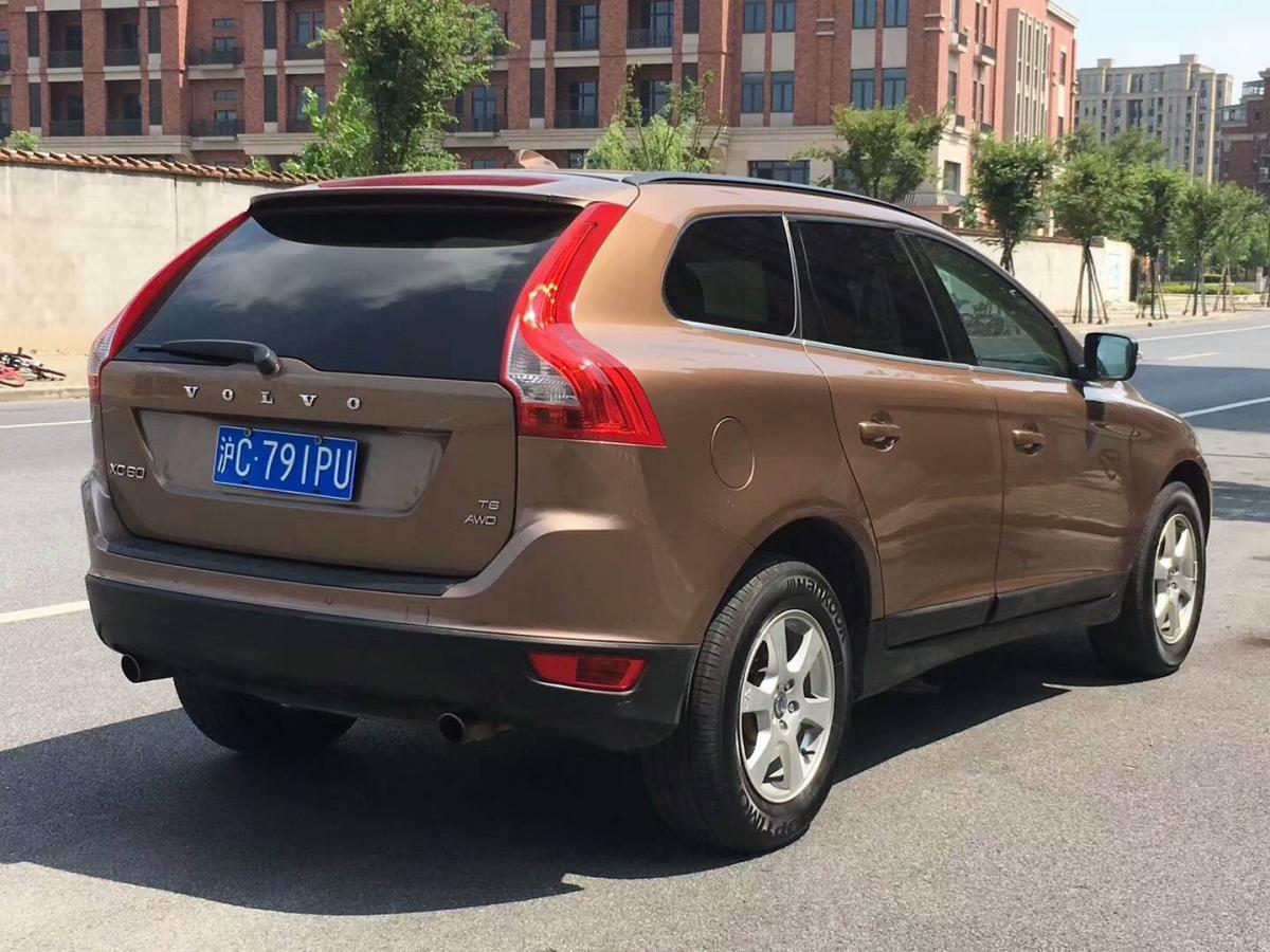 2010年01月沃尔沃 xc60 2010款 3.0t r-design个性运动版