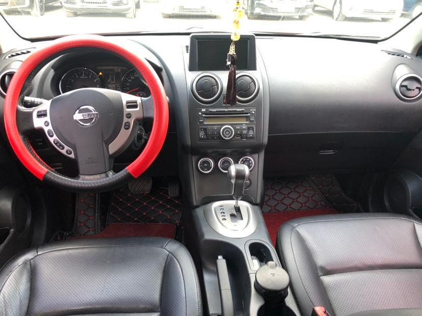 2014年5月日产 逍客  2015款 2.0xv 酷雷 cvt 2wd